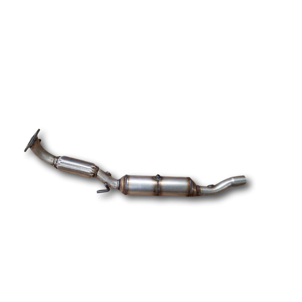 Volkswagen Jetta 2004-2005 2.0L 4bolt , 2 sensor Catalytic Converter