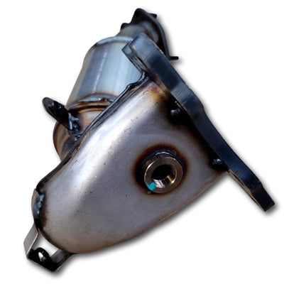 Acura TLX 2015-2020 2.4L 4cyl catalytic converter  FRONT / BANK 1 top view